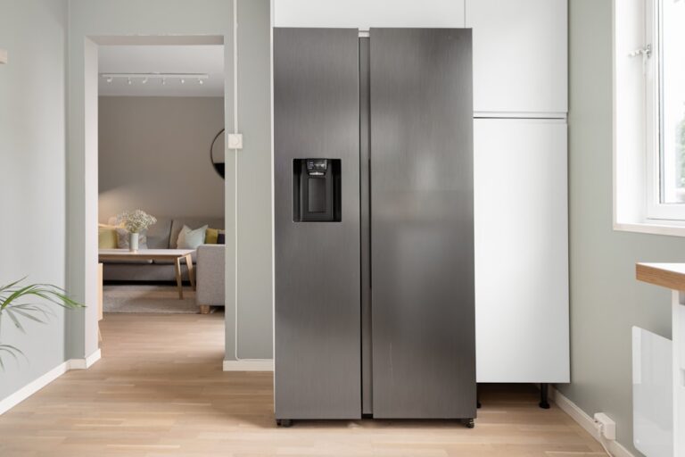 Bottom Freezer Refrigerator: The Serious Home Cook’s Complete Buying Guide (2026)
